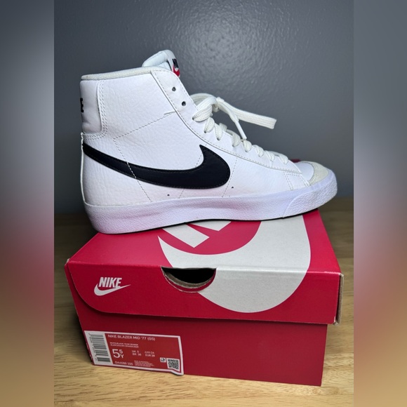 Nike Blazer Mid '77 - Picture 3 of 10